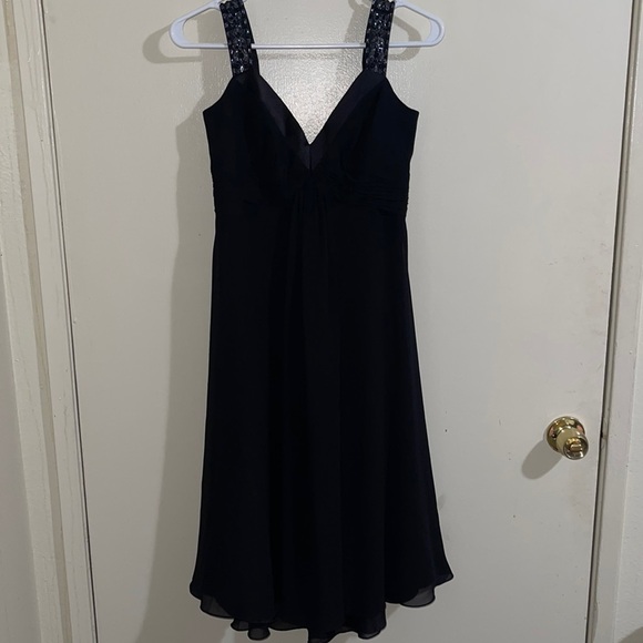 David Bridal Black Dress size 6 - Picture 1 of 9